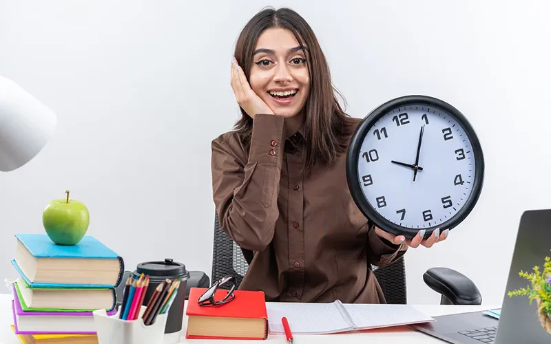 clock-in-hand